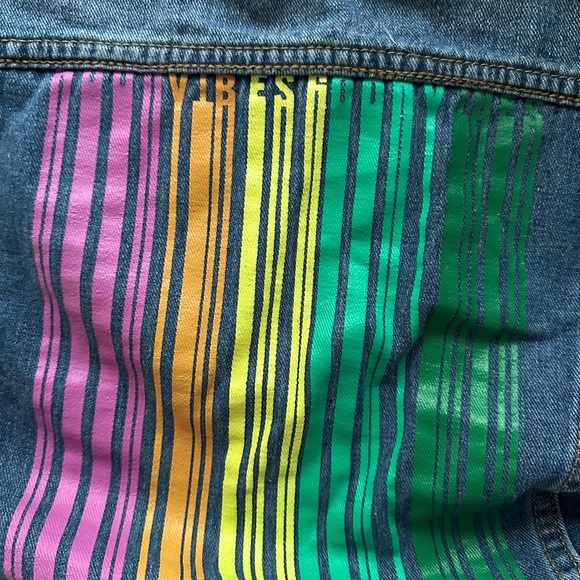 Fashion Nova jean jacket - Picture 4 of 7